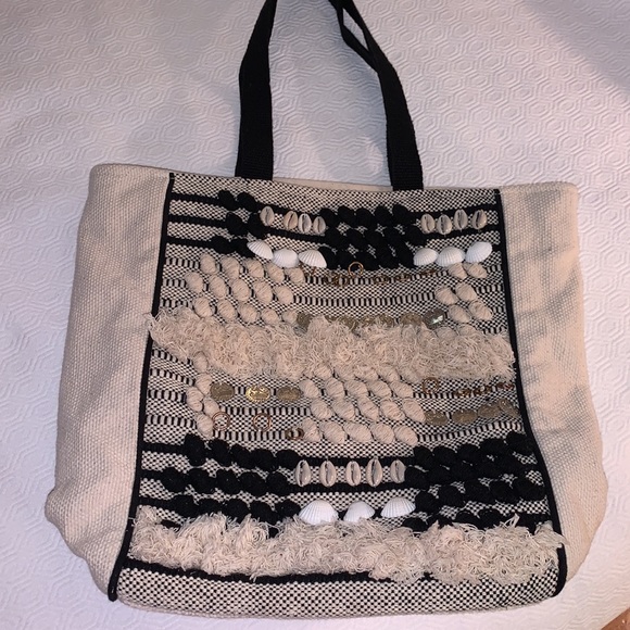Embellished Shell Canvas Shoulder Tote - Picture 13 of 13
